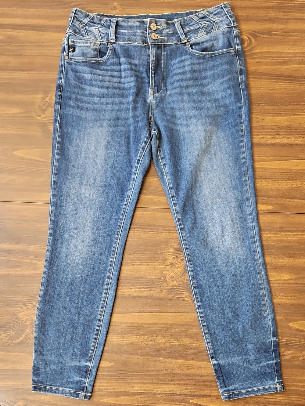 KanCan Women's Skinny Jeans in Washed Blue Denim